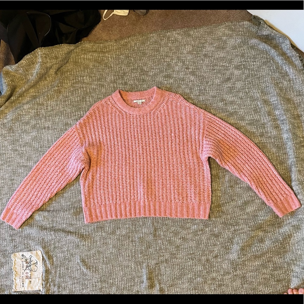 *SOLD* american eagle sweater